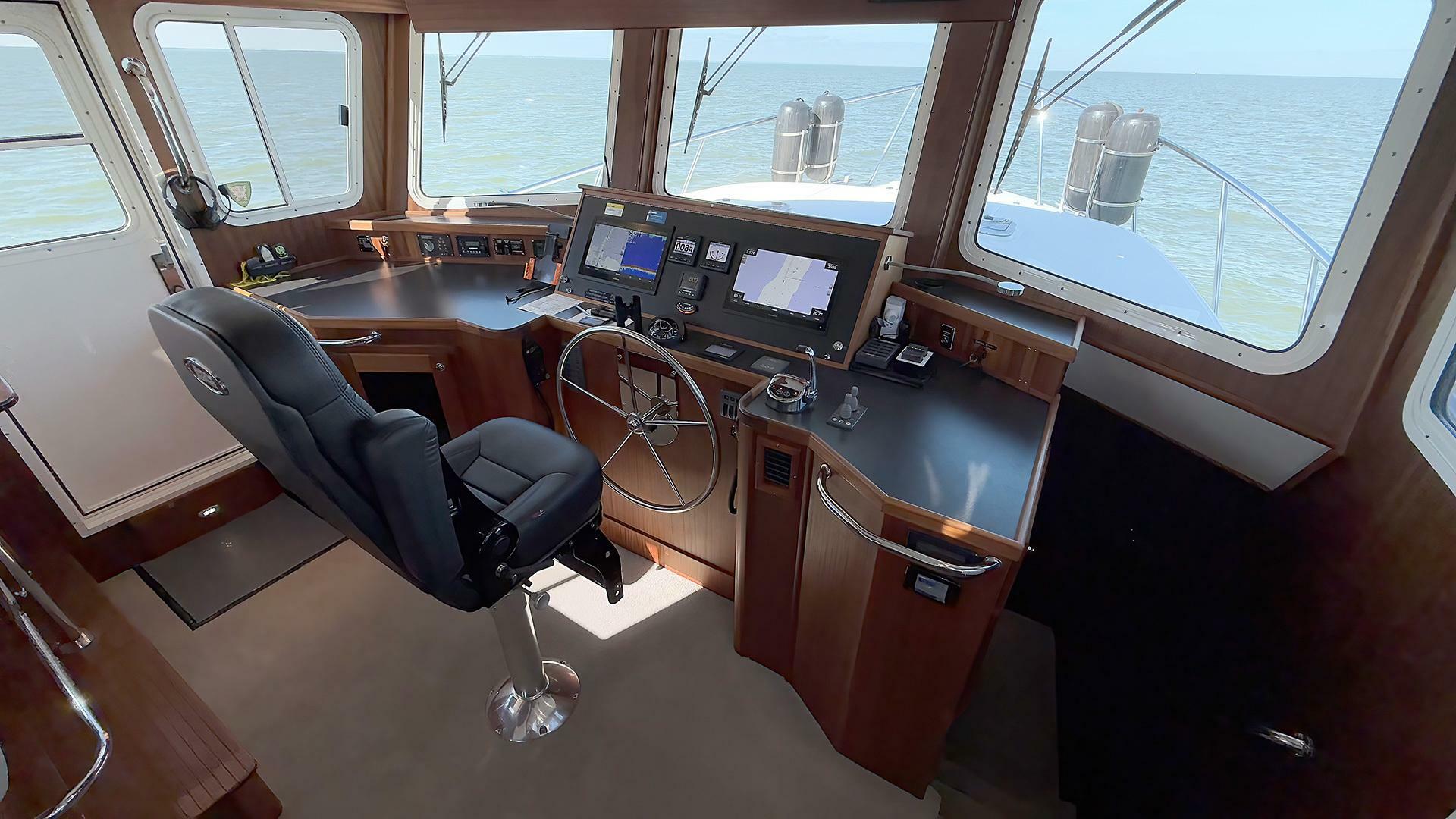 Slide: The Image of American Tug 43 2020 - 5294769