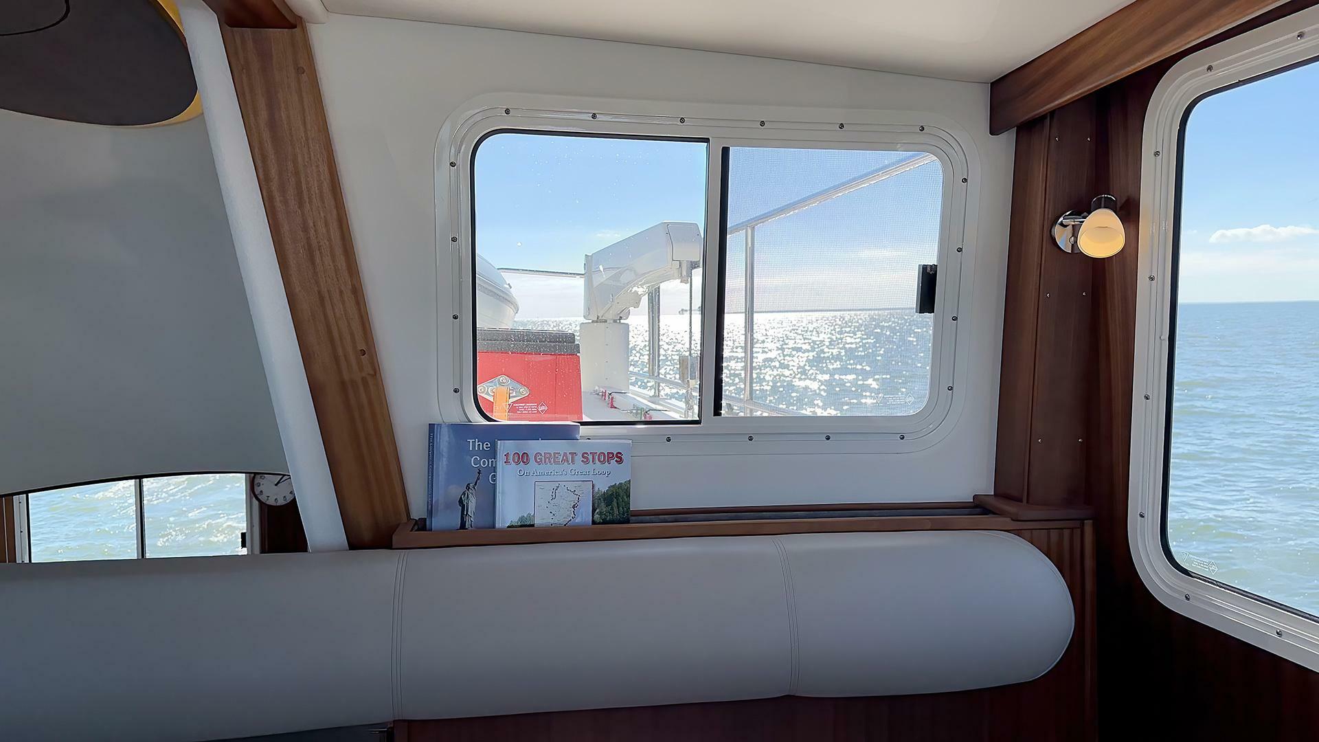 Slide: The Image of American Tug 43 2020 - 5294770
