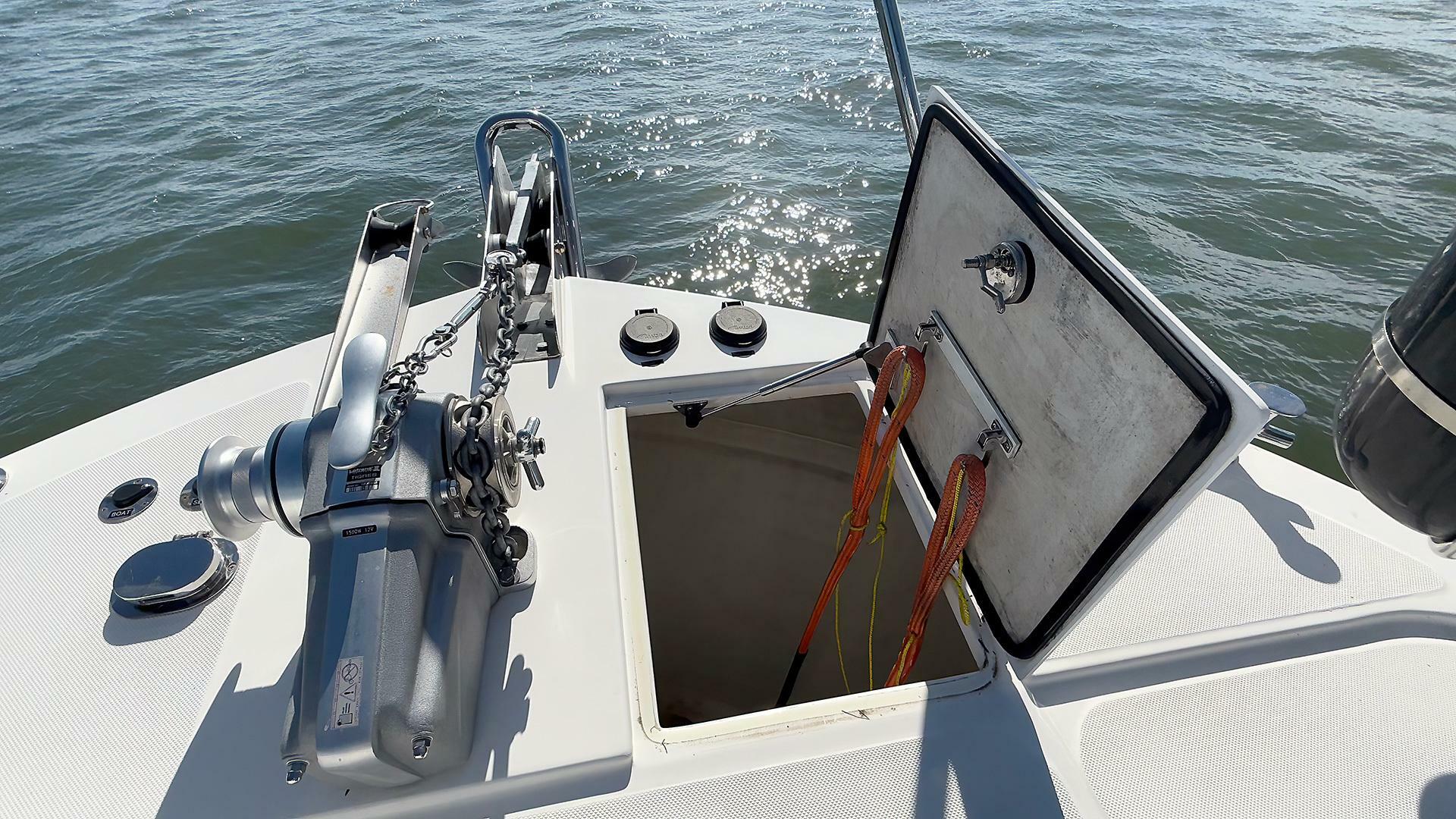 Slide: The Image of American Tug 43 2020 - 5294782