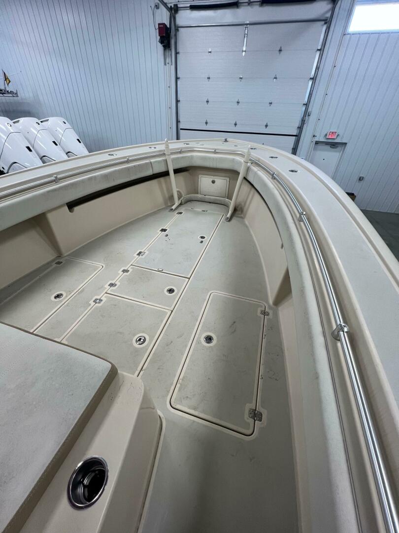 Slide: The Image of Andros 32 Offshore 2018 - 12