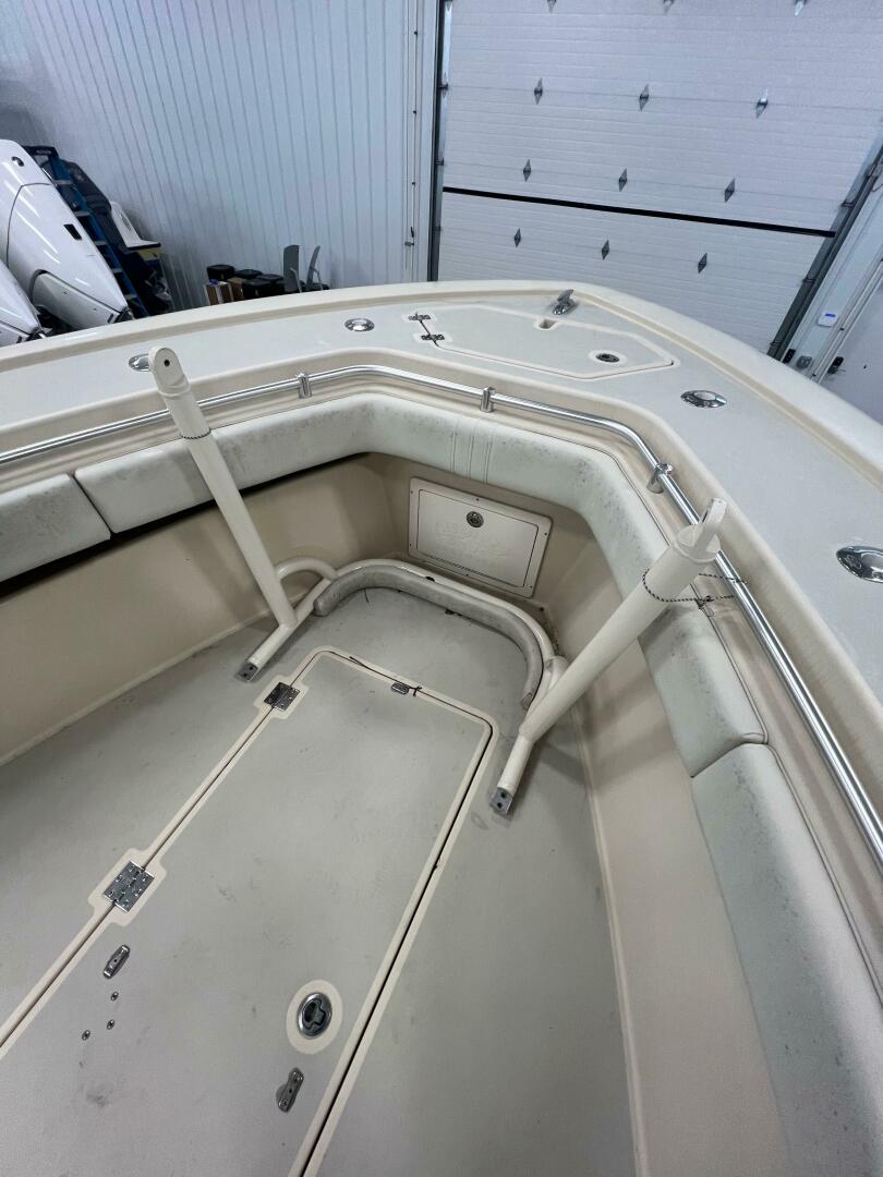 Slide: The Image of Andros 32 Offshore 2018 - 13