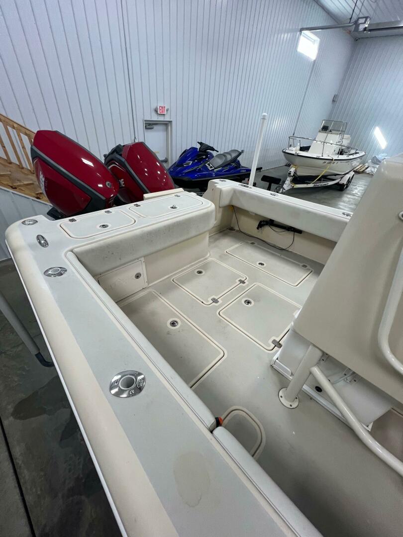 Slide: The Image of Andros 32 Offshore 2018 - 24