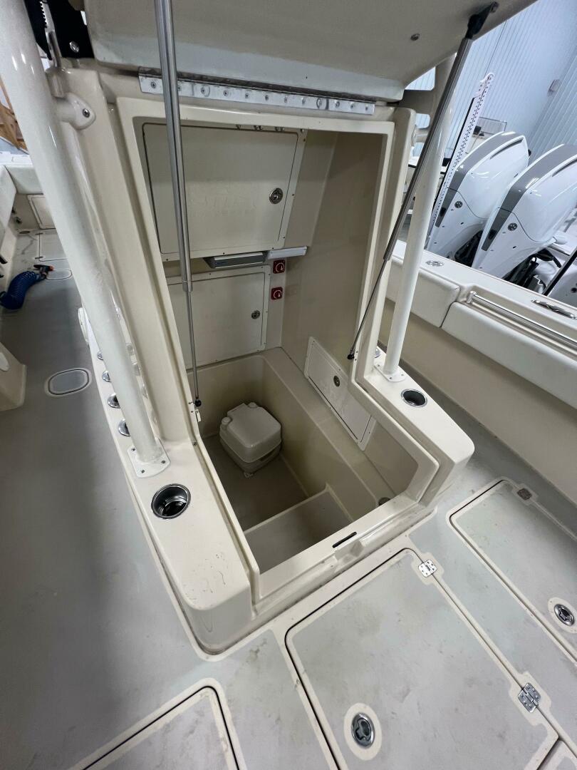 Slide: The Image of Andros 32 Offshore 2018 - 33