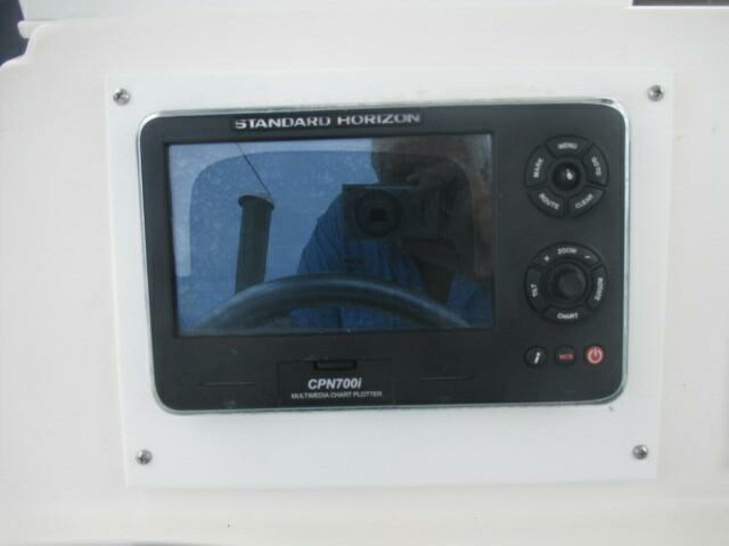 Slide: The Image of Stand Horizon GPS/Plotter - 3813749
