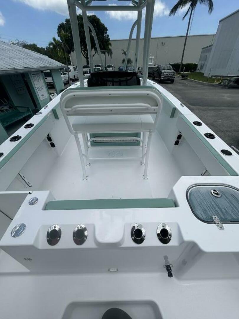 Slide: The Image of Aquasport 2200CC 2026 - 5327240