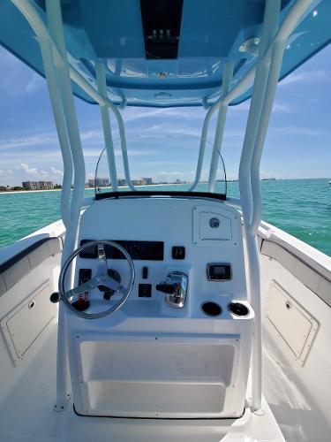 Slide: The Image of Aquasport 2300 Center Console 2022 - 6