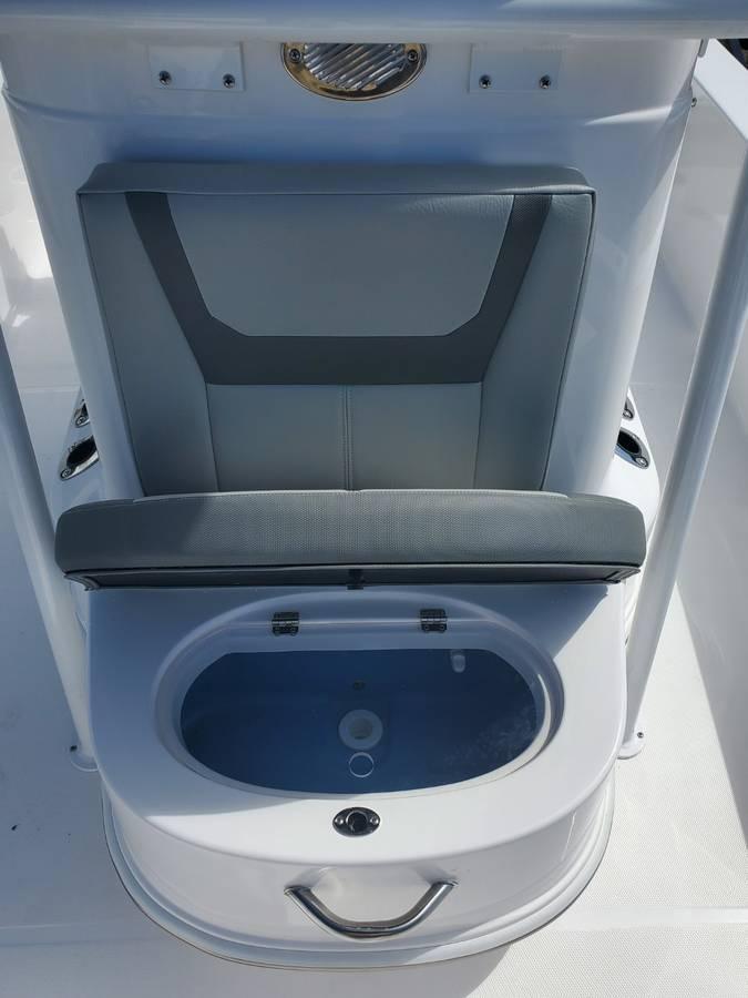 Slide: The Image of Aquasport 230 Pro Bay 2022 - 6