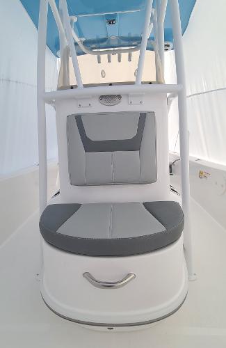 Slide: The Image of Aquasport 230 Pro Bay 2022 - 7