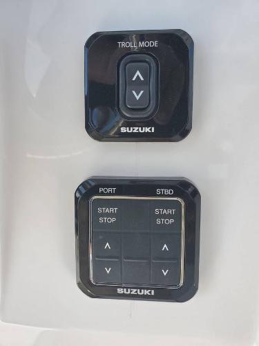 Slide: The Image of Aquasport 2500 Center Console 2022 - 8