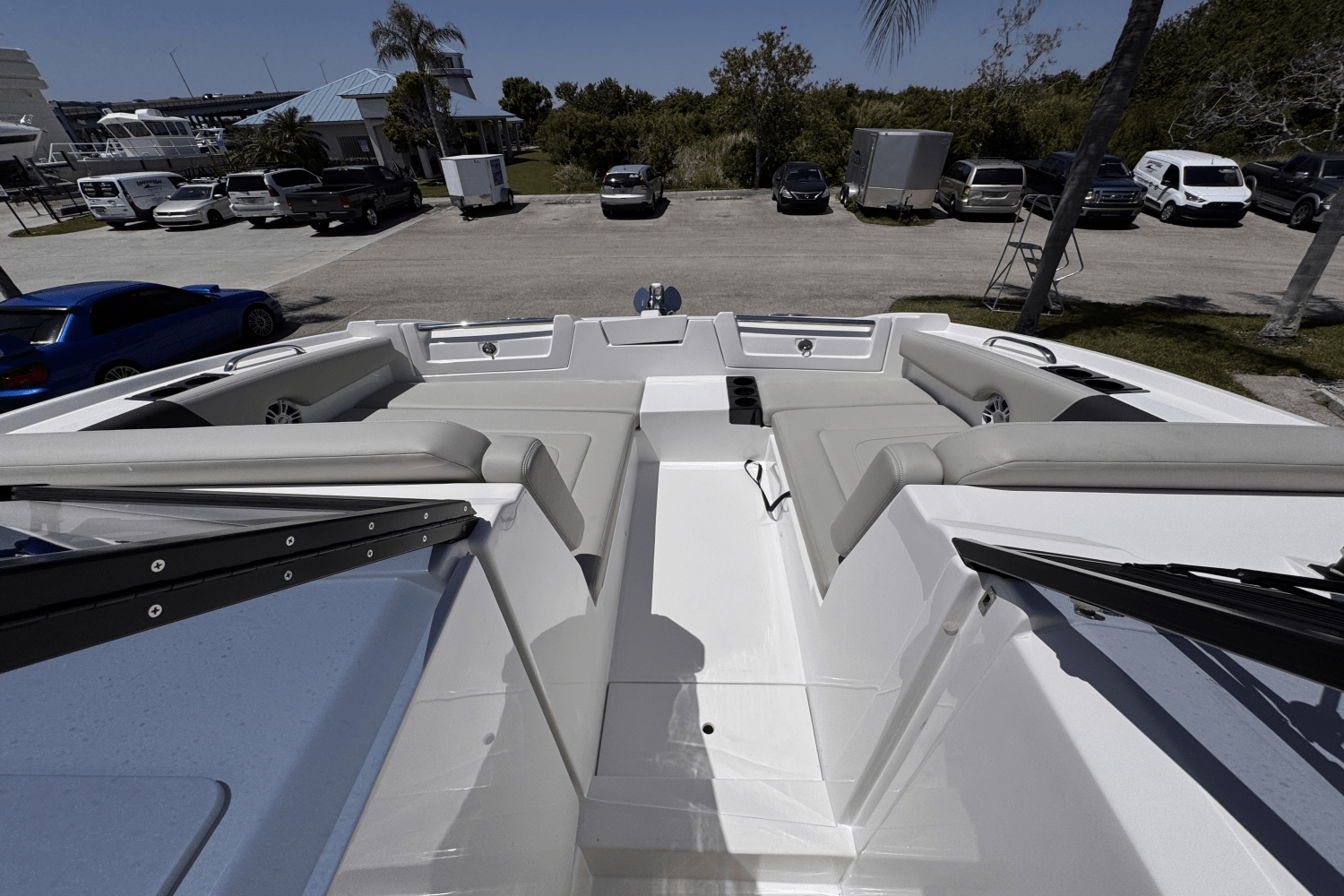 Slide: The Image of Aquila 32 2025 - 23