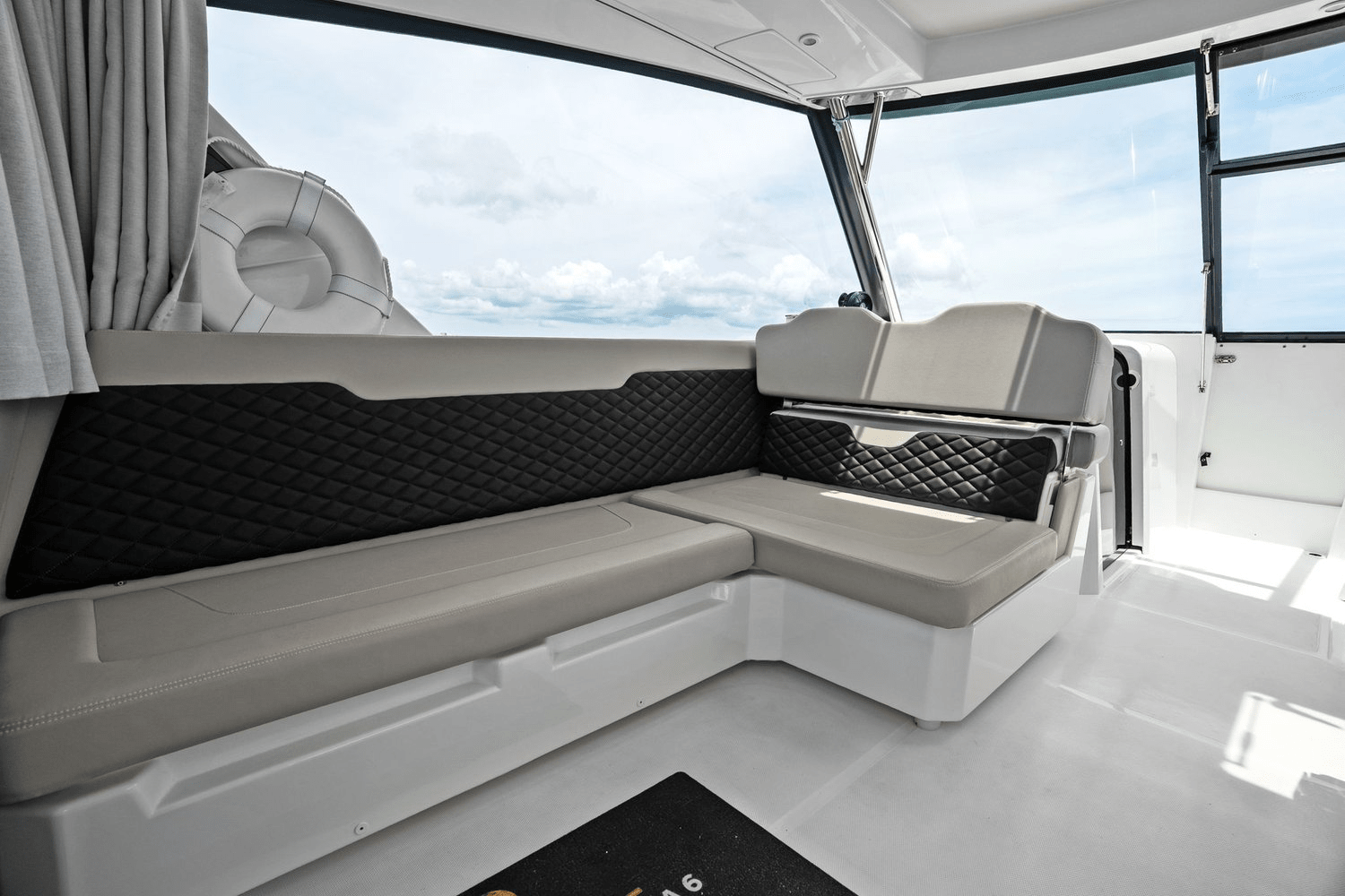 Slide: The Image of Aquila 36 2021 - 42