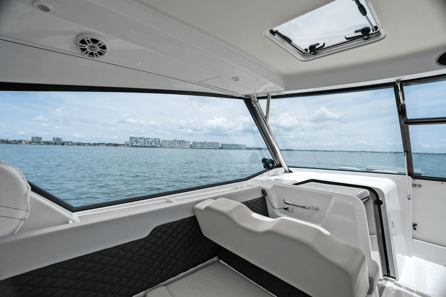 Slide: The Image of Aquila 36 2021 - 44