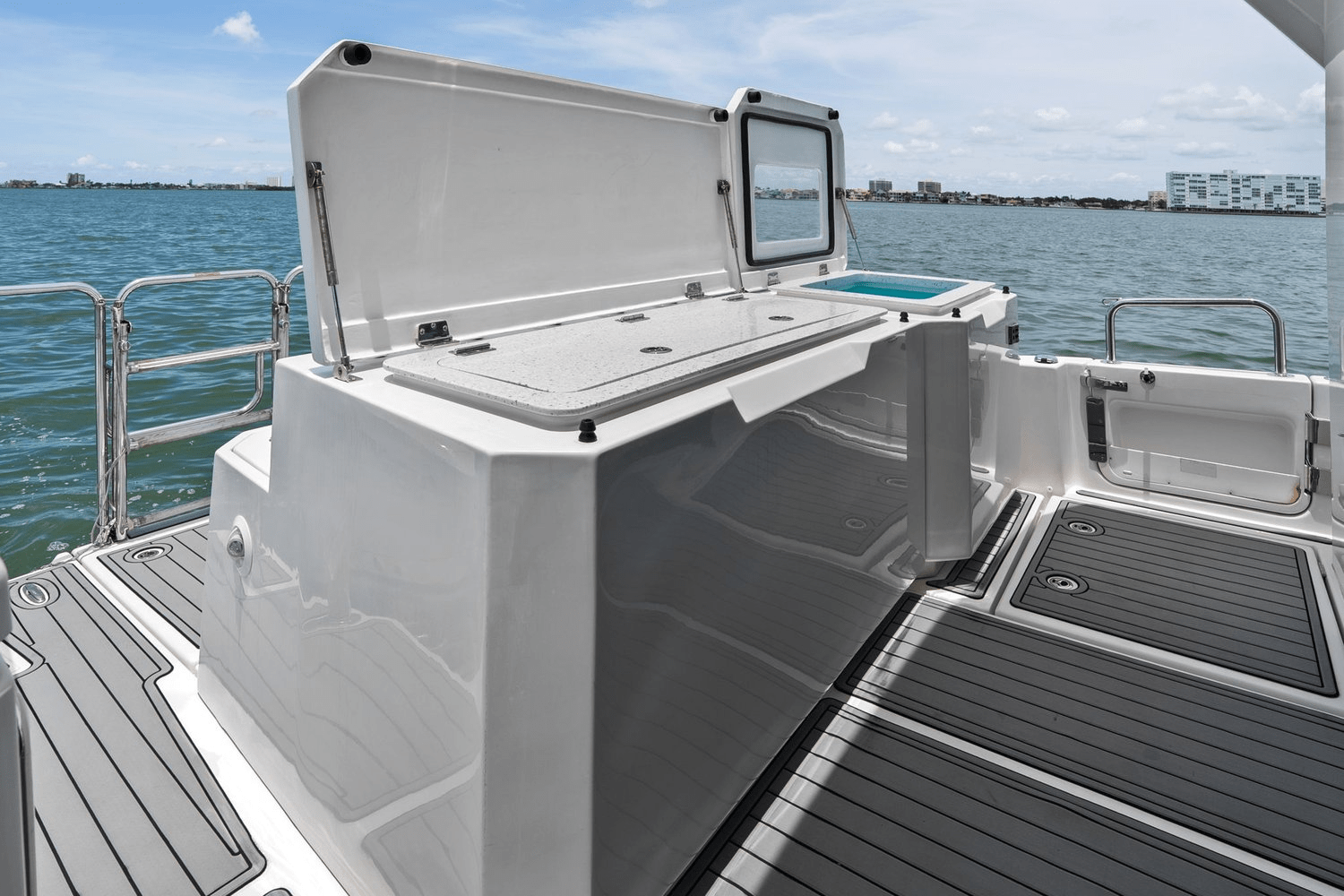 Slide: The Image of Aquila 36 2021 - 45