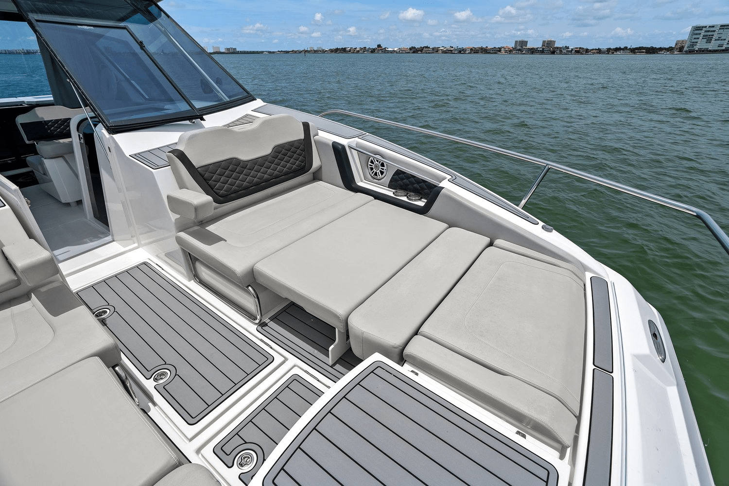 Slide: The Image of Aquila 36 2021 - 57