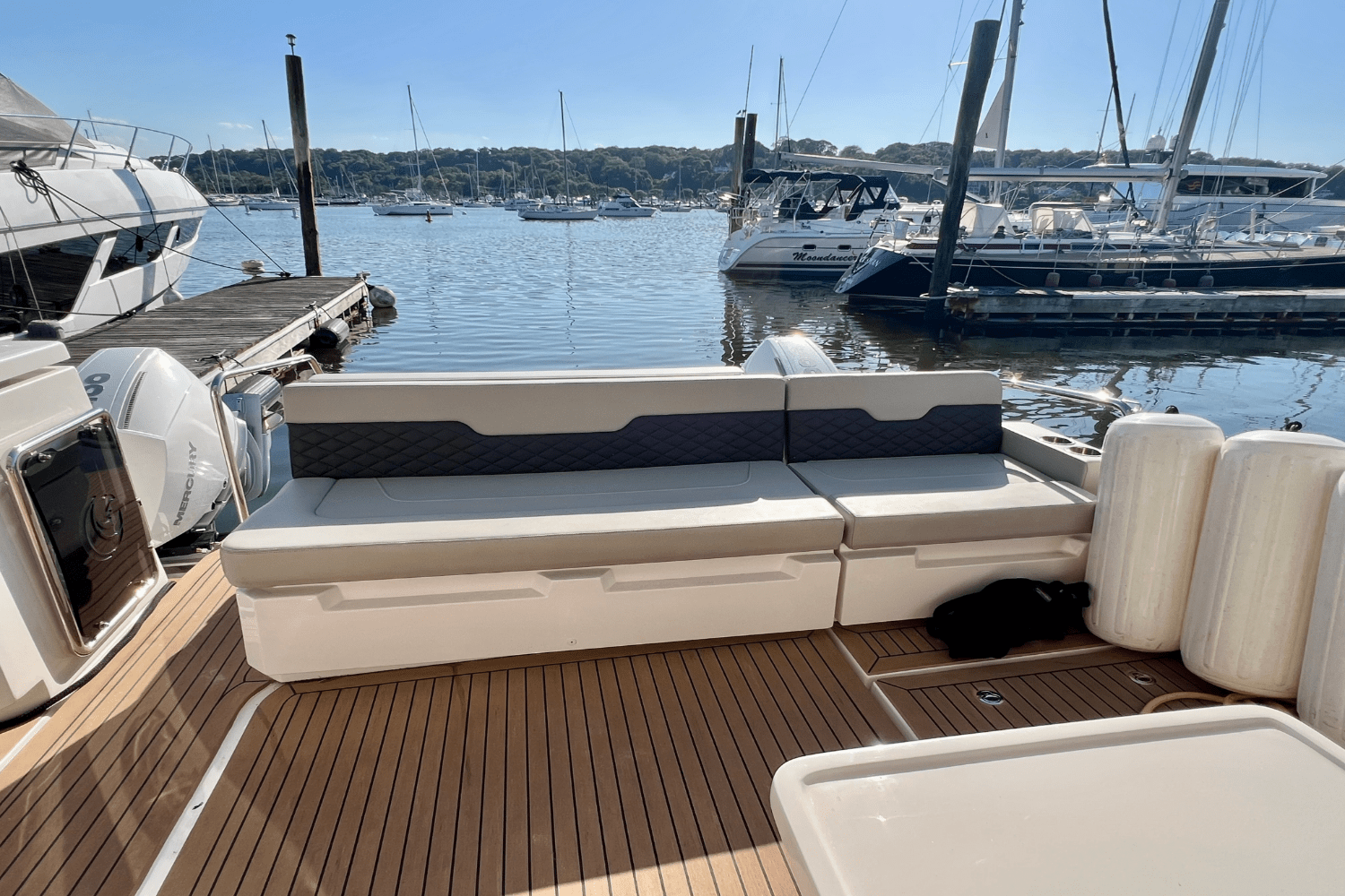 Slide: The Image of Aquila 36 2022 - 14