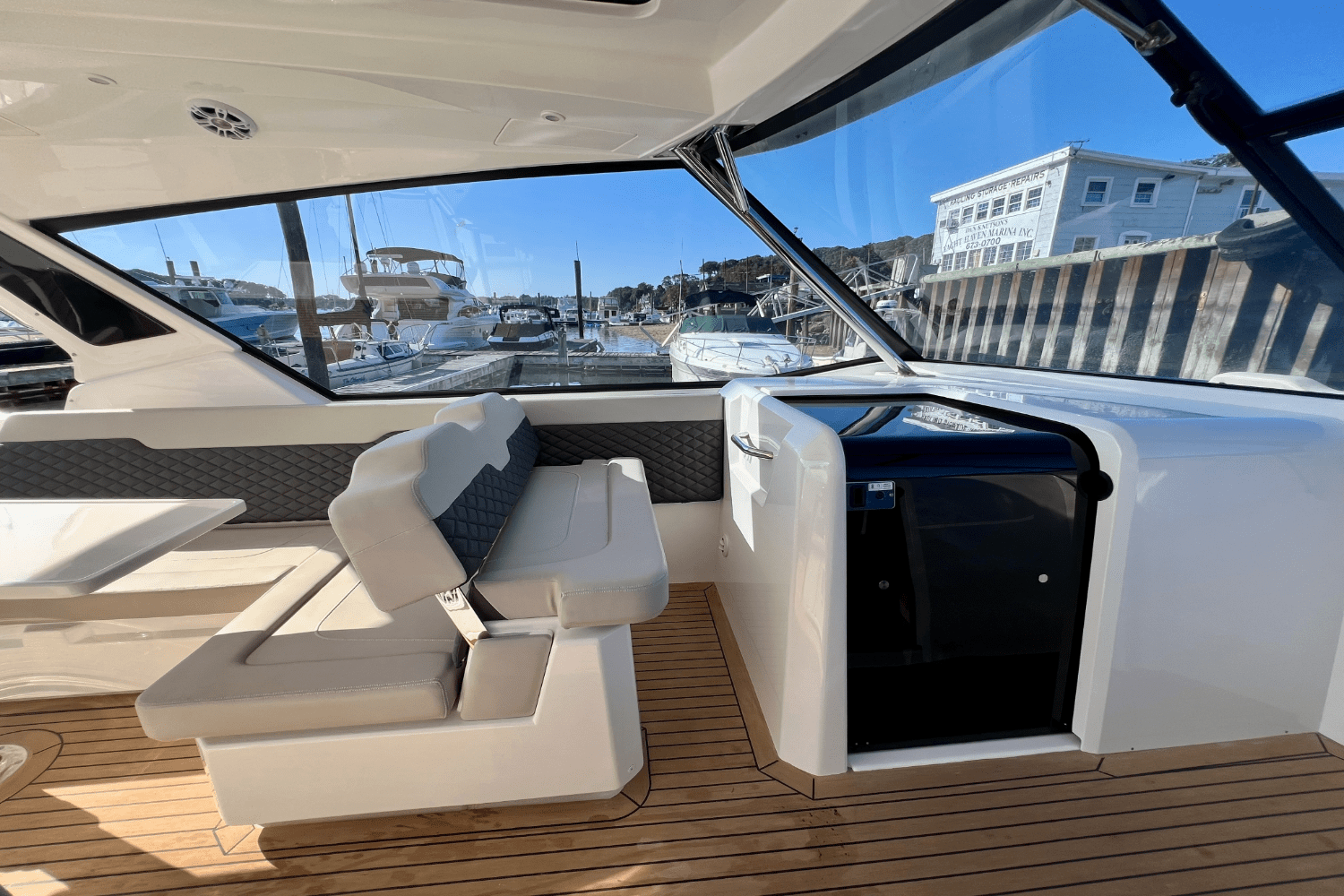 Slide: The Image of Aquila 36 2022 - 17