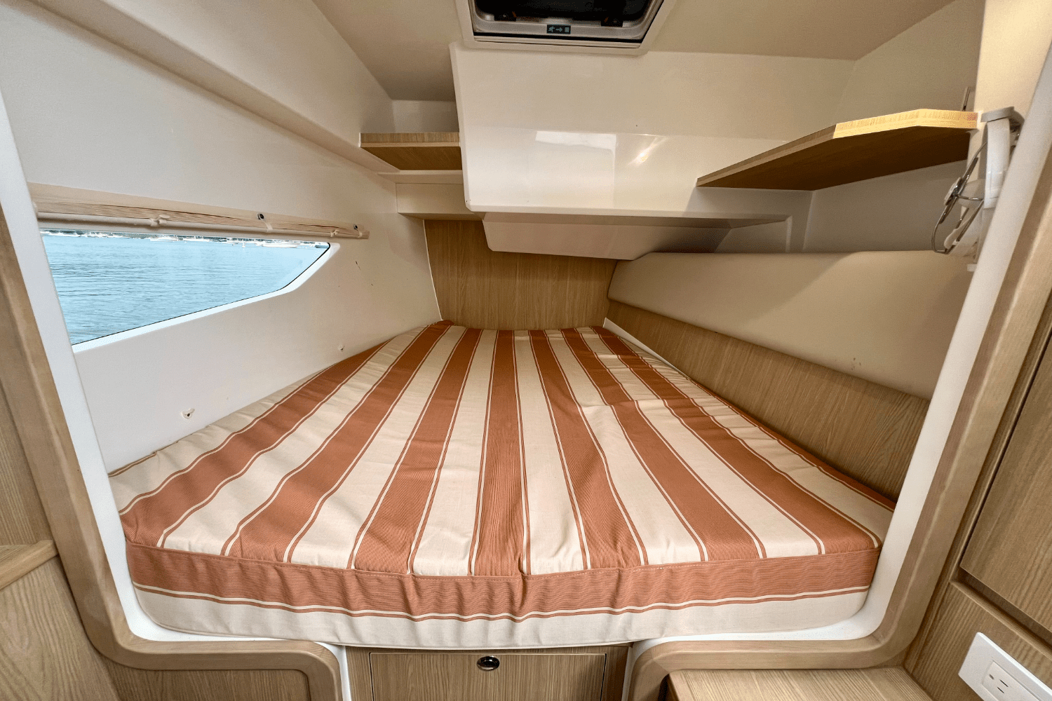 Slide: The Image of Aquila 36 2022 - 41