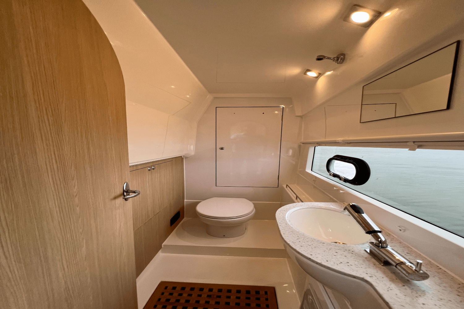 Slide: The Image of Aquila 36 2022 - 43