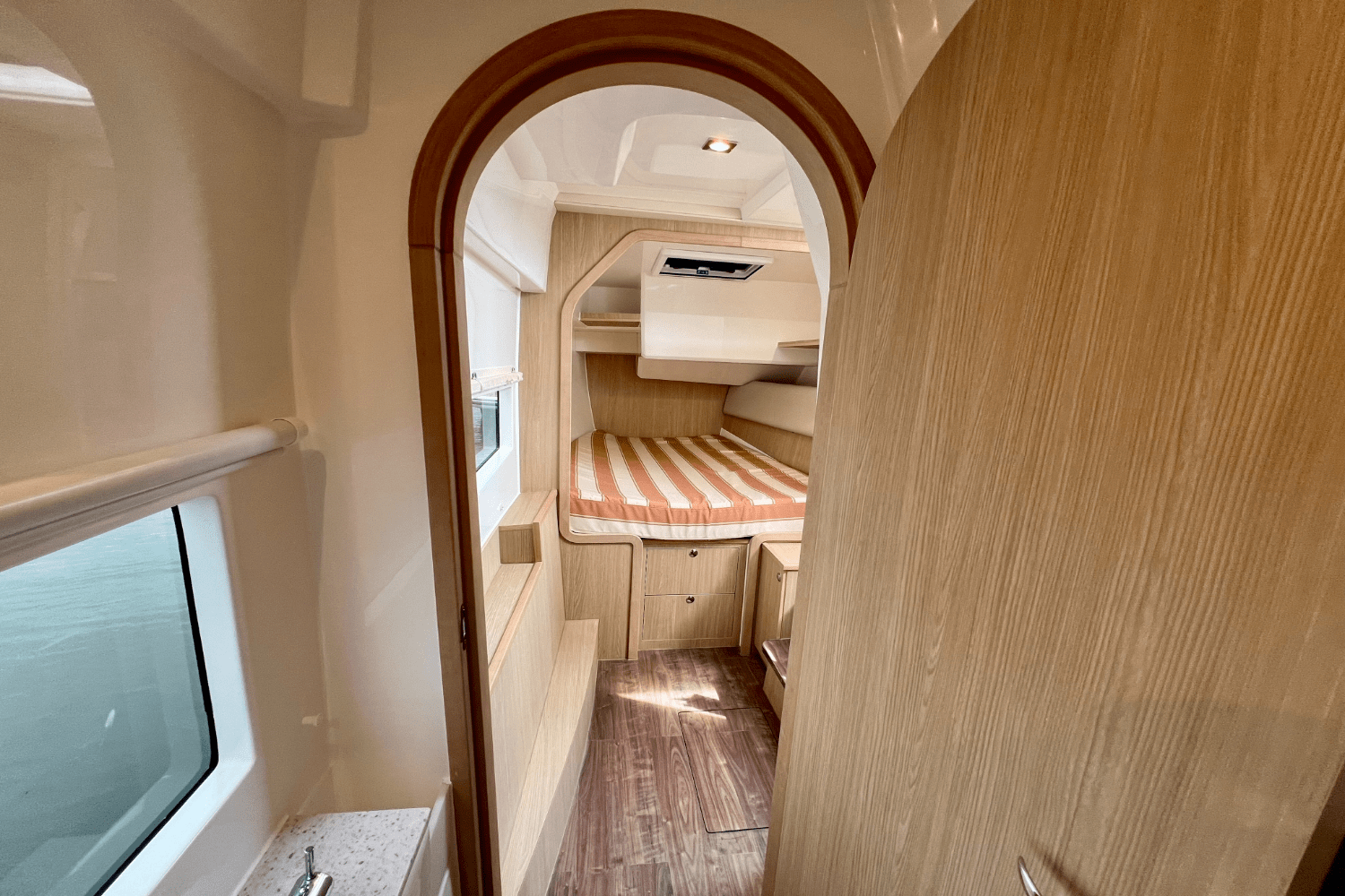 Slide: The Image of Aquila 36 2022 - 44