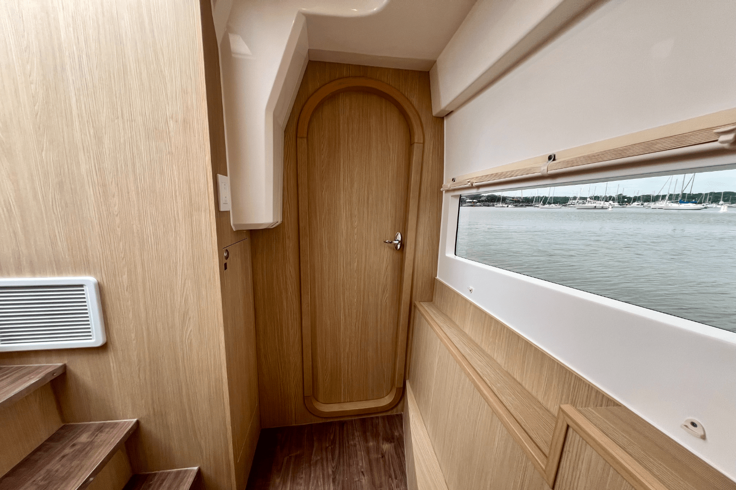 Slide: The Image of Aquila 36 2022 - 48