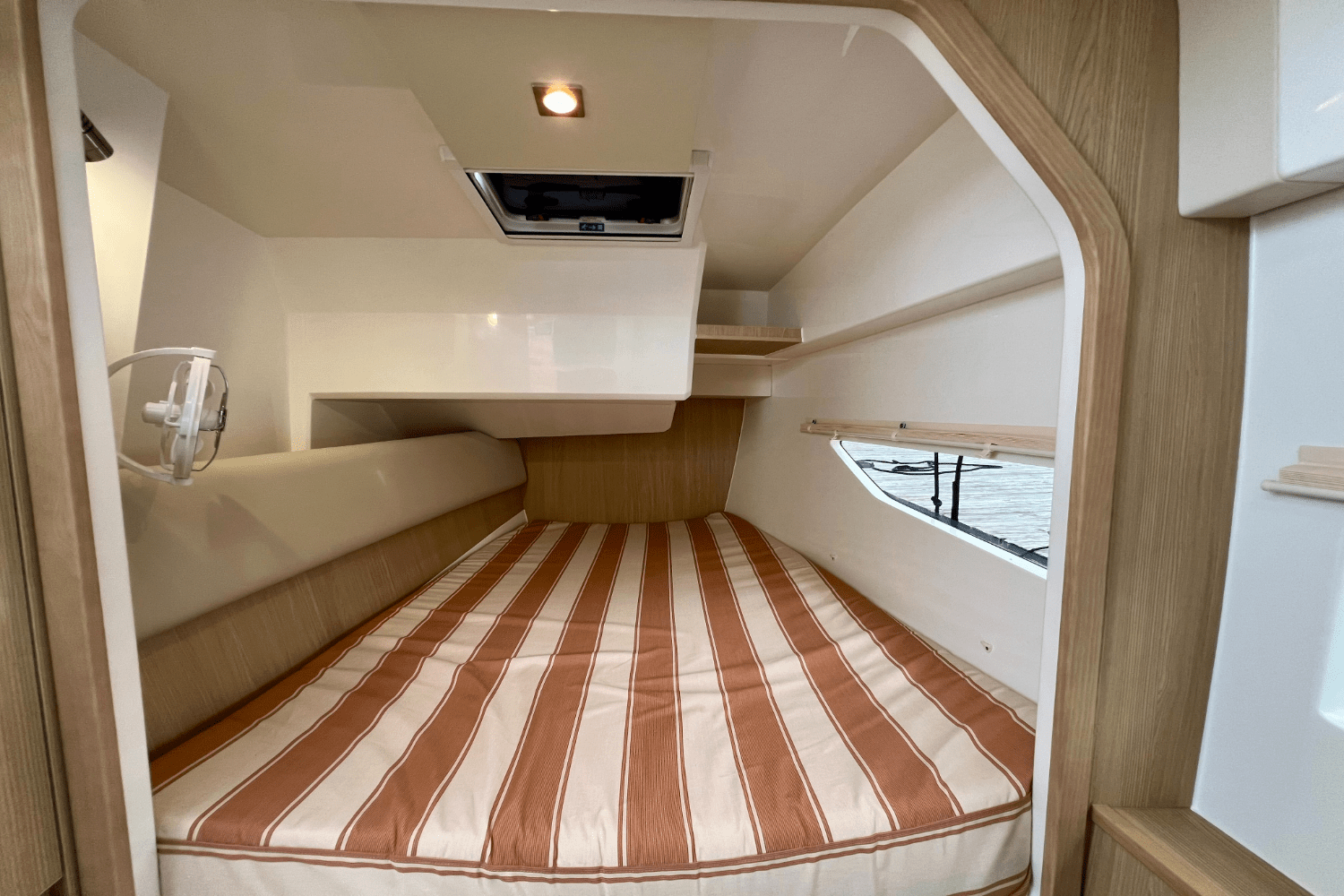 Slide: The Image of Aquila 36 2022 - 51