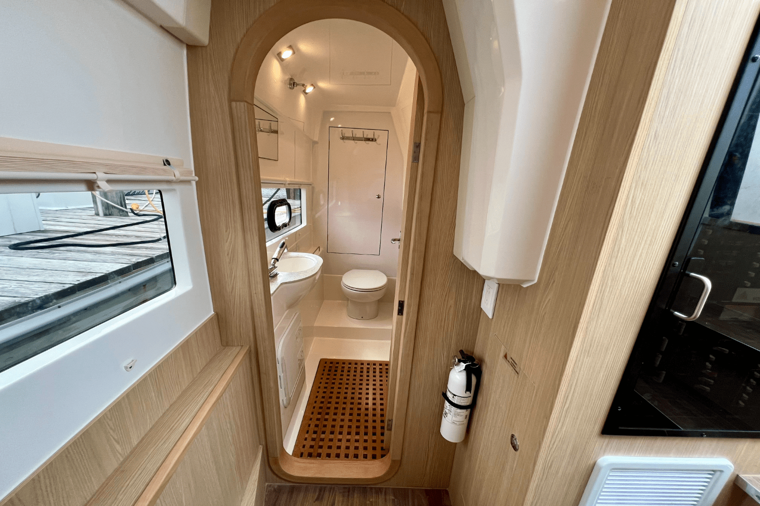 Slide: The Image of Aquila 36 2022 - 52