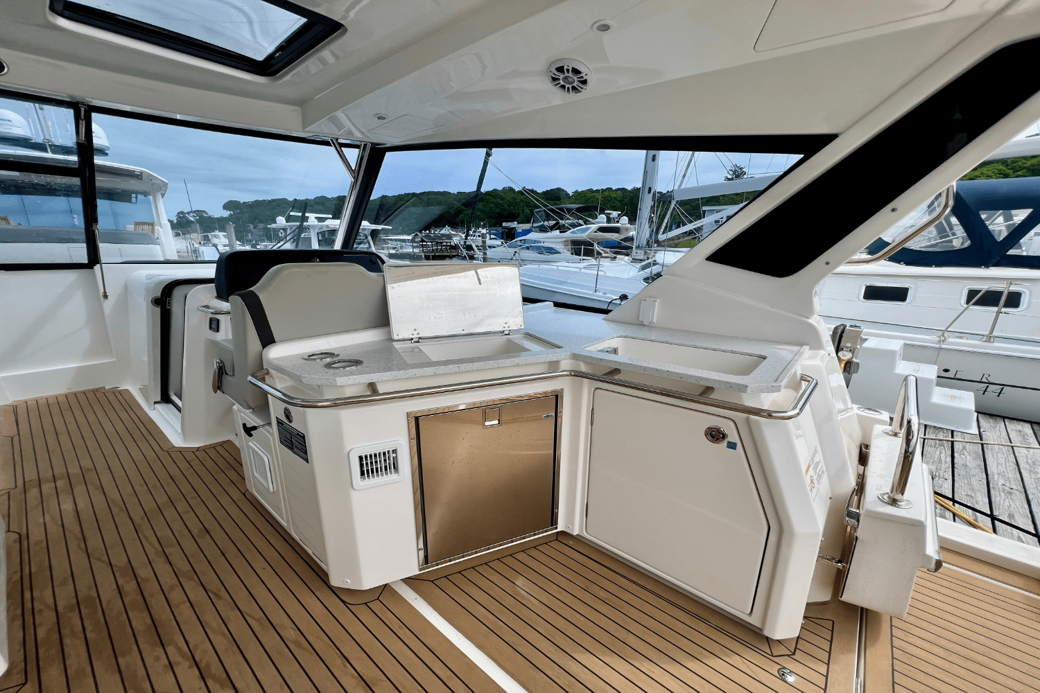 Slide: The Image of Aquila 36 2022 - 60