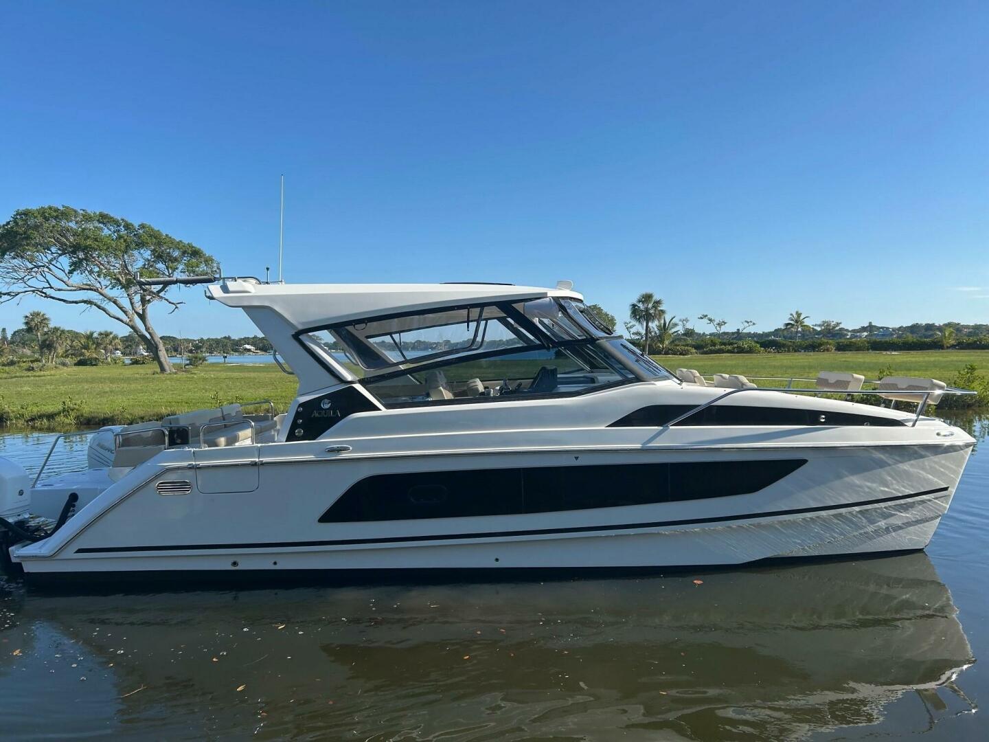 Slide: The Image of Aquila 36 Sport 2021 - 5130816