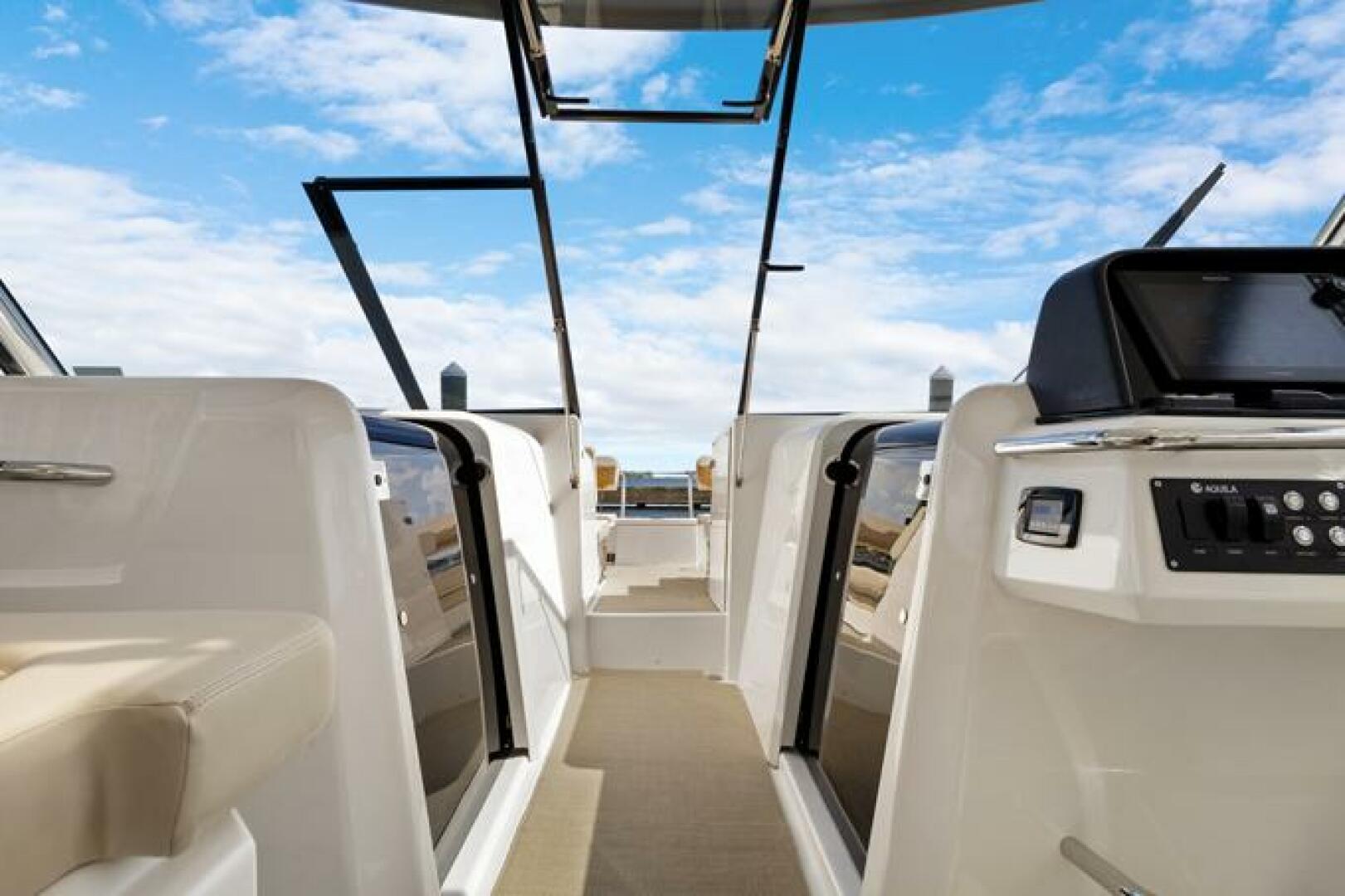 Slide: The Image of Aquila 36 Sport 2022 - 5402078