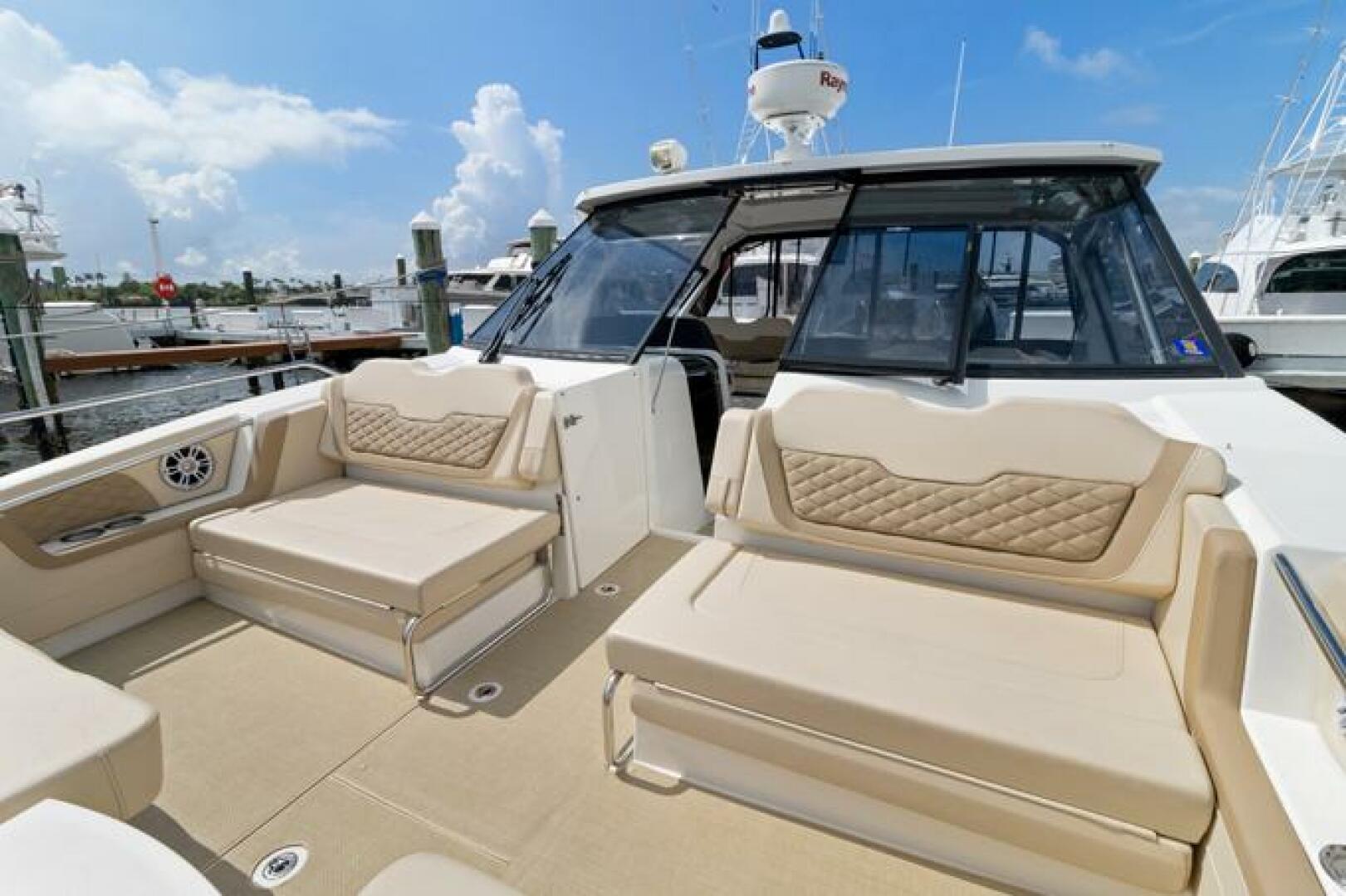 Slide: The Image of Aquila 36 Sport 2022 - 5402084
