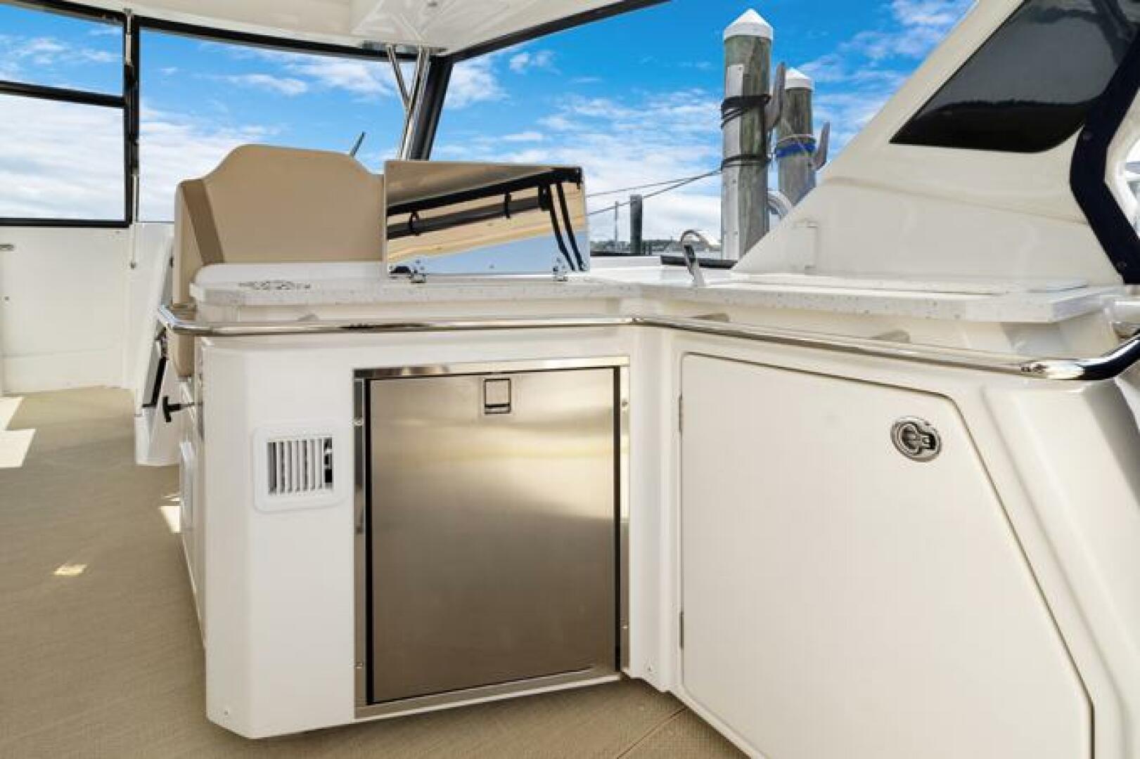 Slide: The Image of Aquila 36 Sport 2022 - 5402092