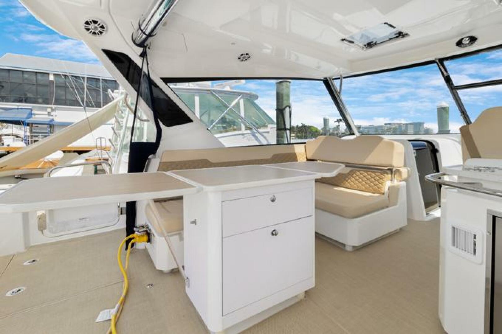 Slide: The Image of Aquila 36 Sport 2022 - 5402101
