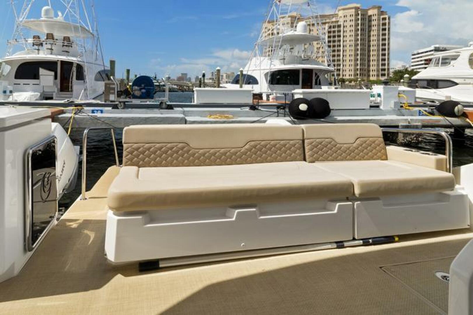Slide: The Image of Aquila 36 Sport 2022 - 5402105