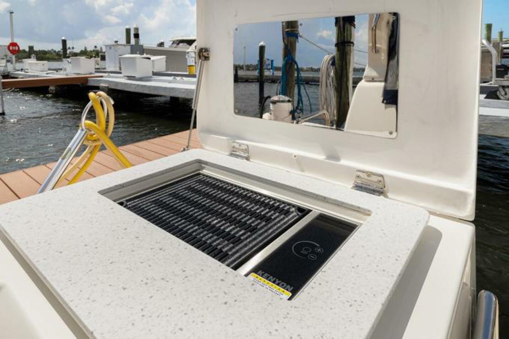 Slide: The Image of Aquila 36 Sport 2022 - 5402107