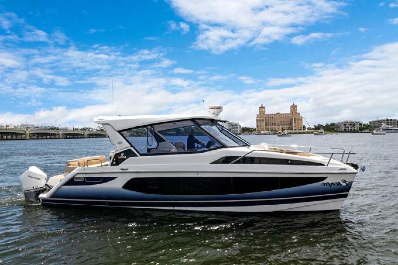 Slide: The Image of Aquila 36 Sport 2022 - 5402707