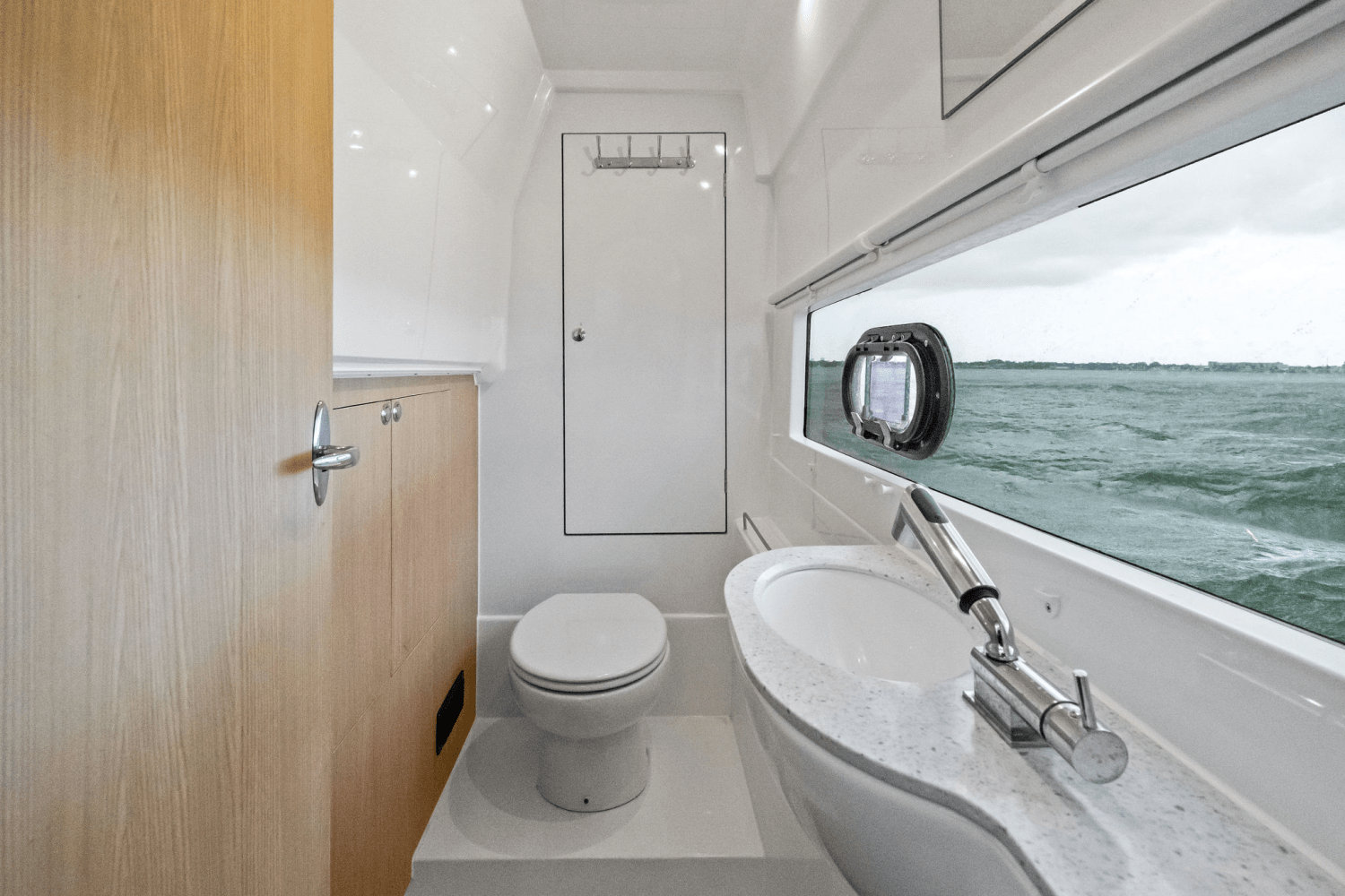 Slide: The Image of Aquila 36 Sport 2023 - 17