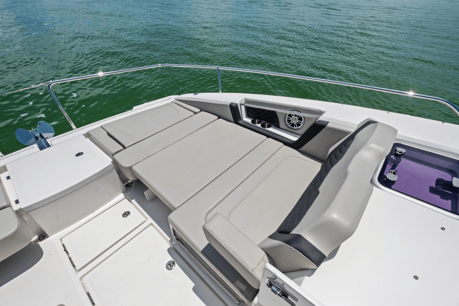 Slide: The Image of Aquila 36 Sport 2023 - 18