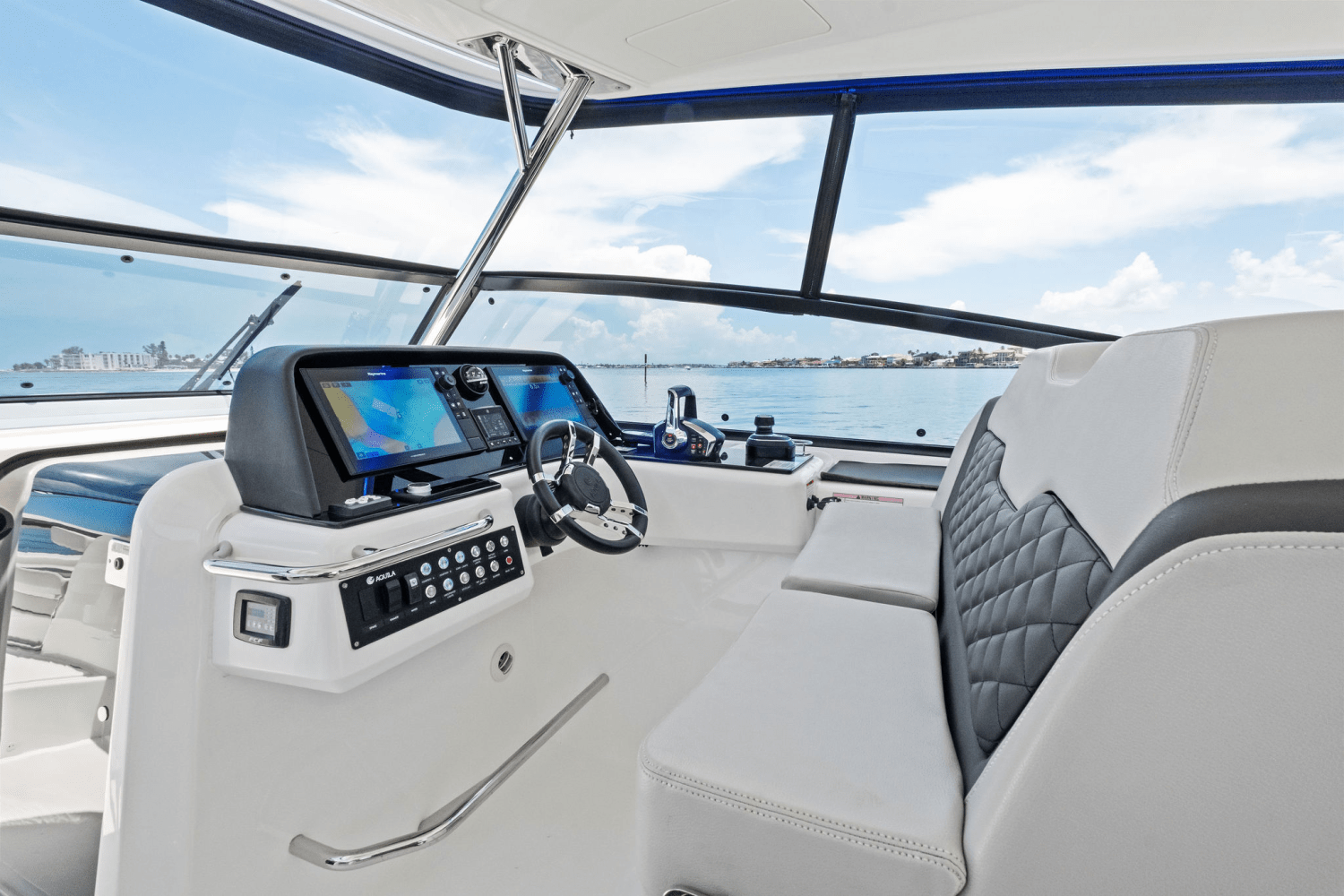 Slide: The Image of Aquila 36 Sport 2023 - 35