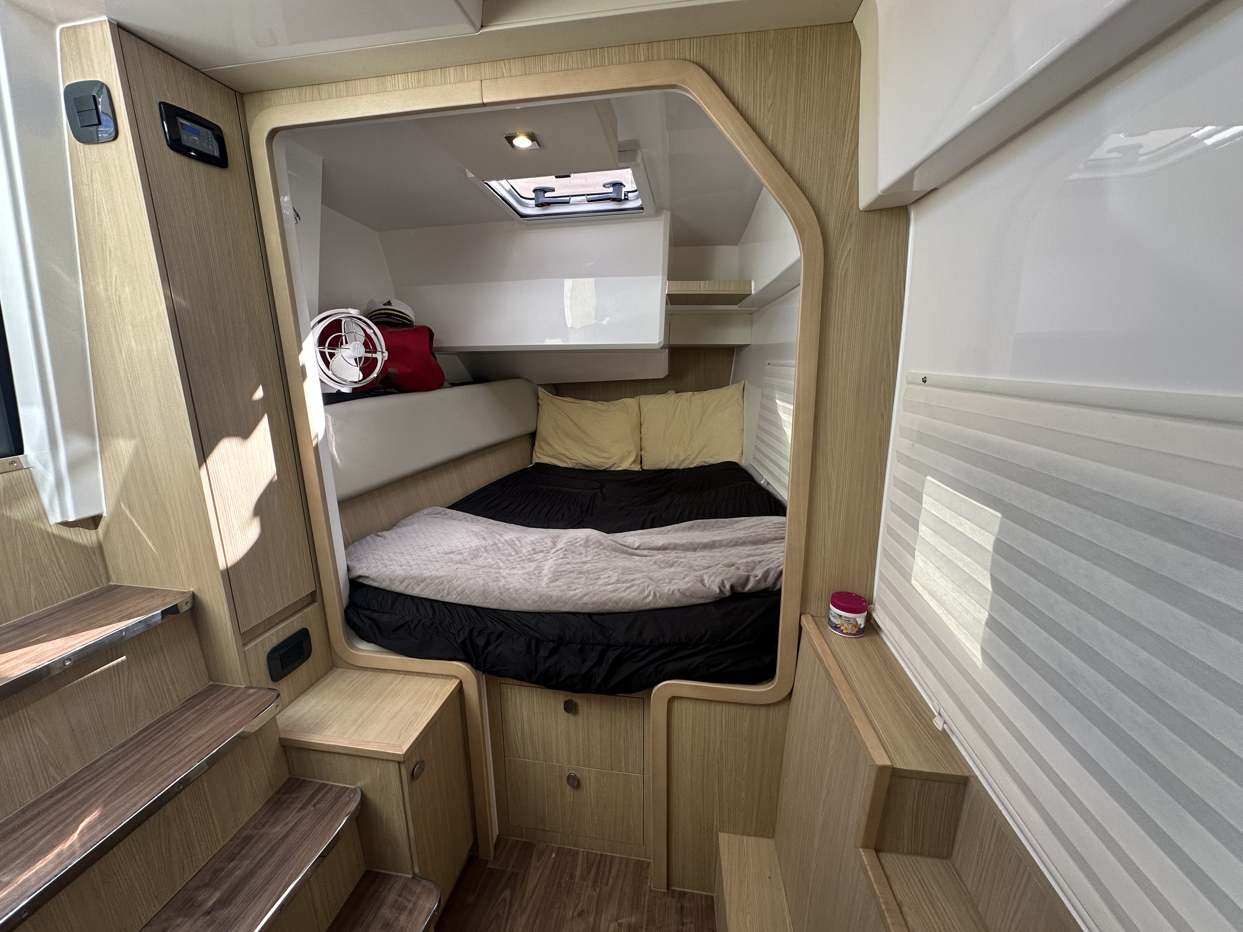 Slide: The Image of Aquila 36 Sport 2025 - 31