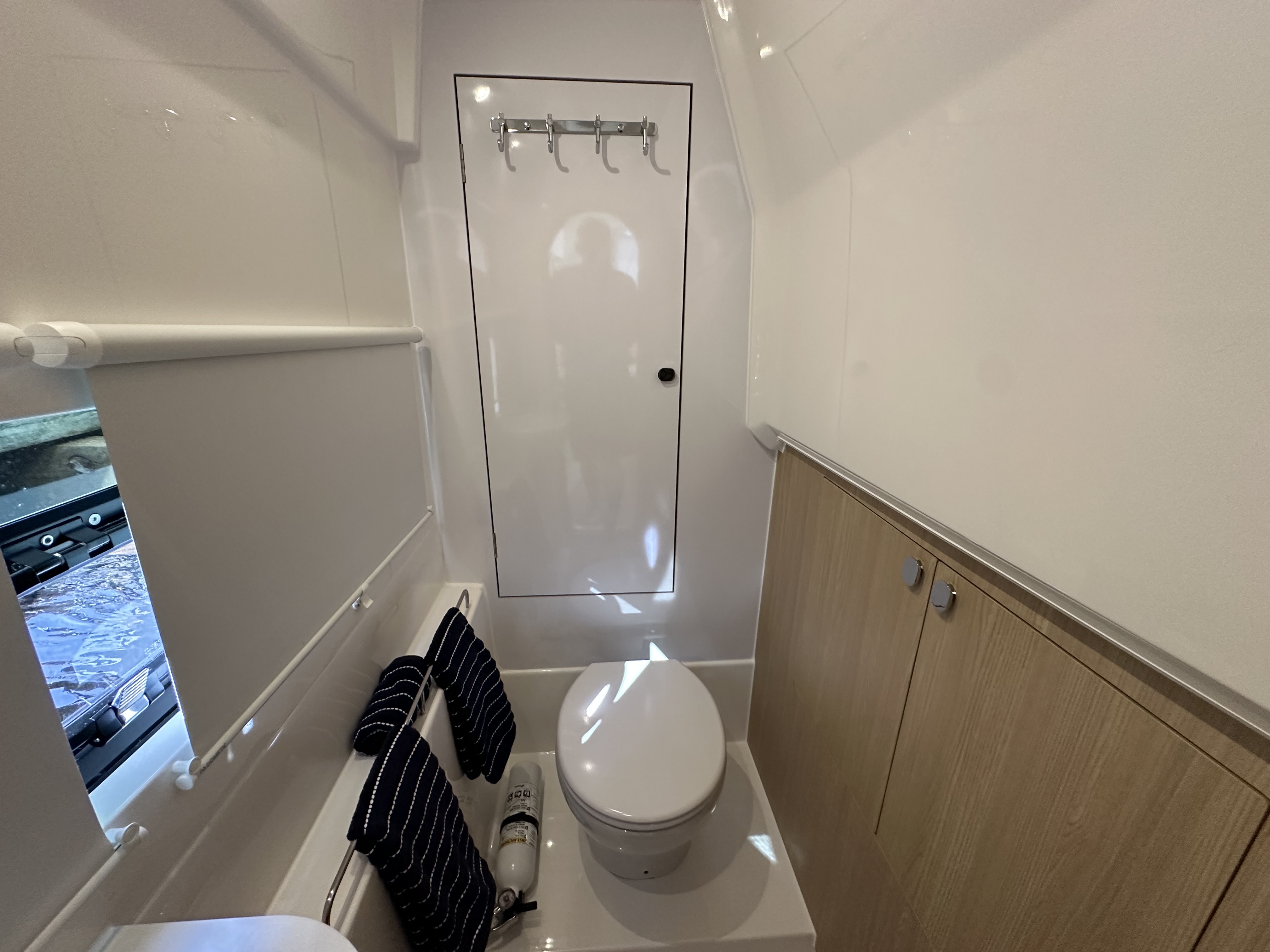 Slide: The Image of Aquila 36 Sport 2025 - 34