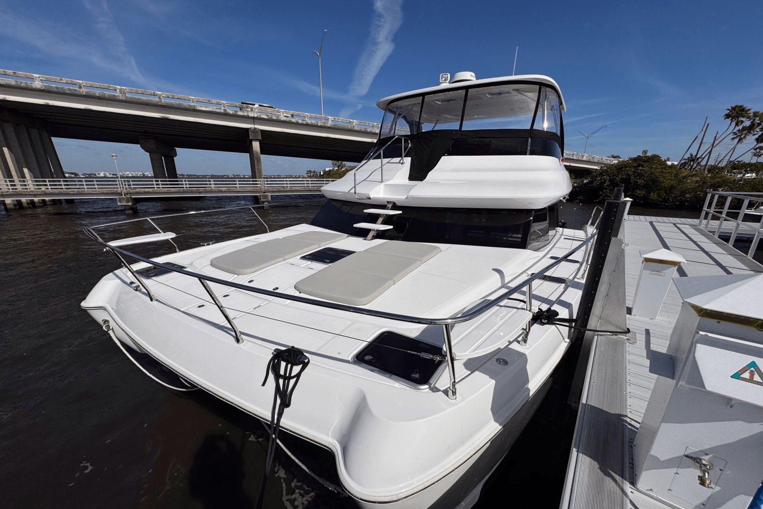 Slide: The Image of Aquila 42 Yacht 2025 - 3