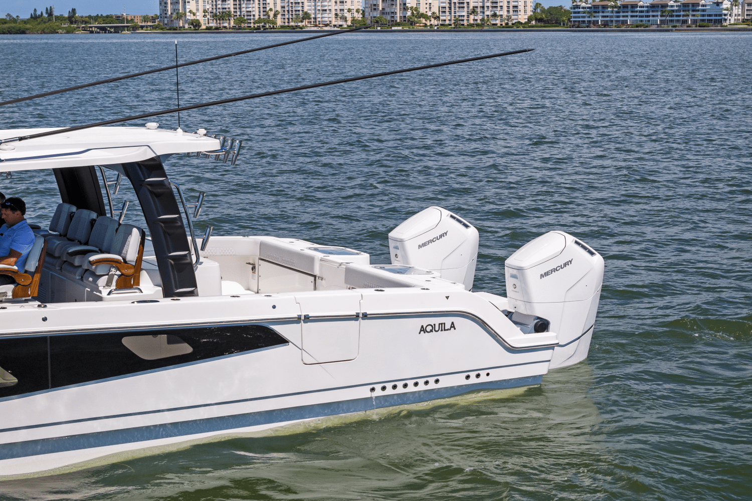 Slide: The Image of Aquila 47 Molokai 2024 - 10