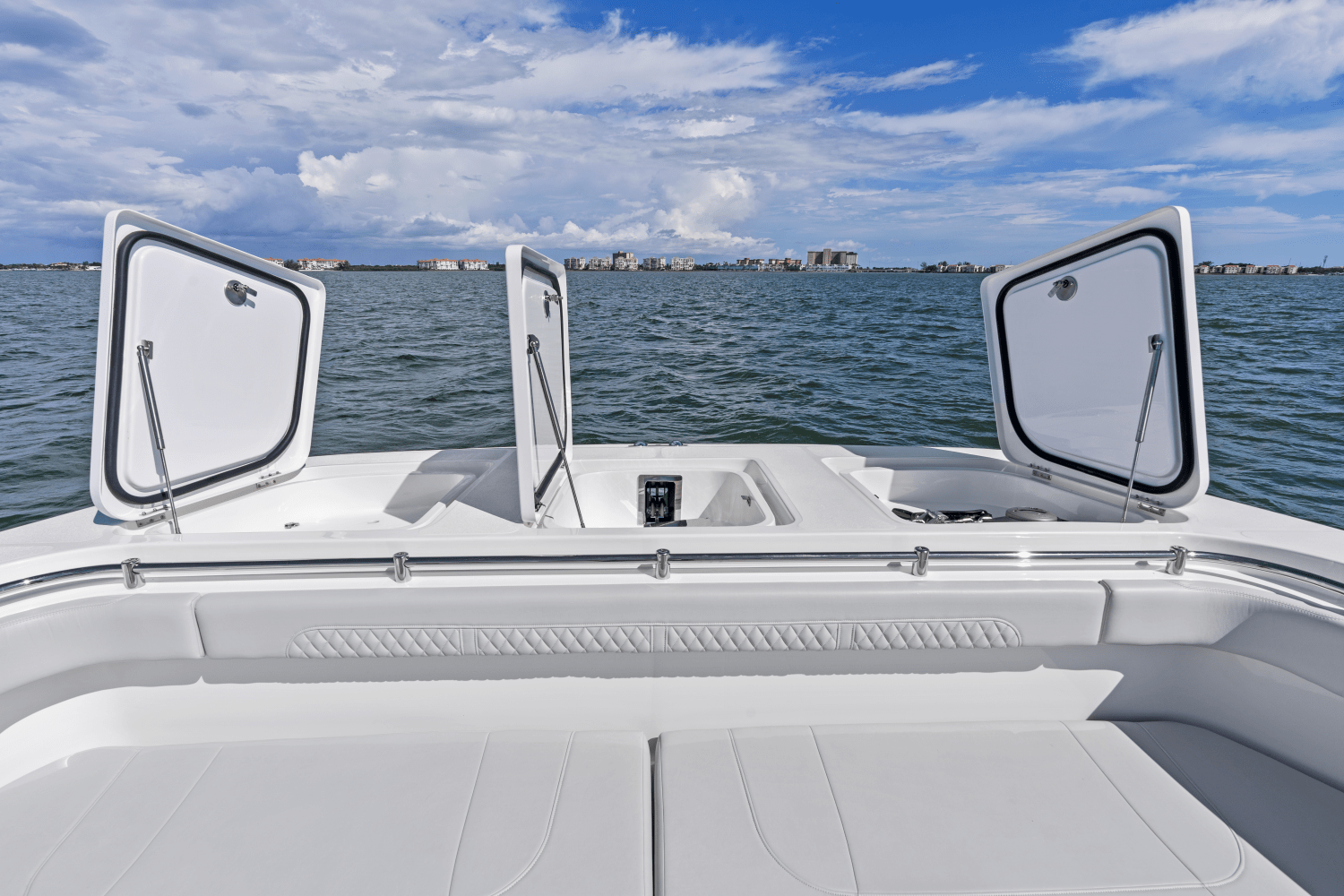 Slide: The Image of Aquila 47 Molokai 2024 - 35