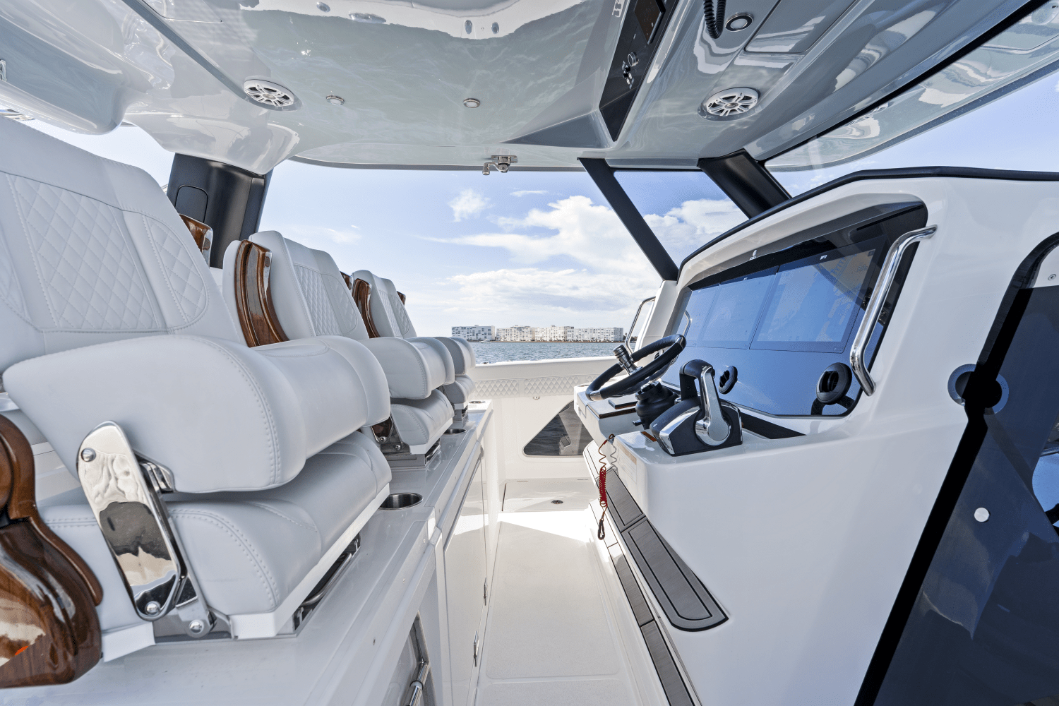 Slide: The Image of Aquila 47 Molokai 2024 - 67