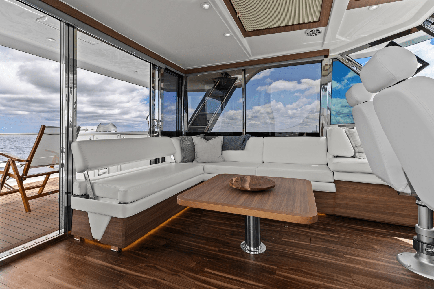 Slide: The Image of Aquila 54 Yacht 2023 - 105