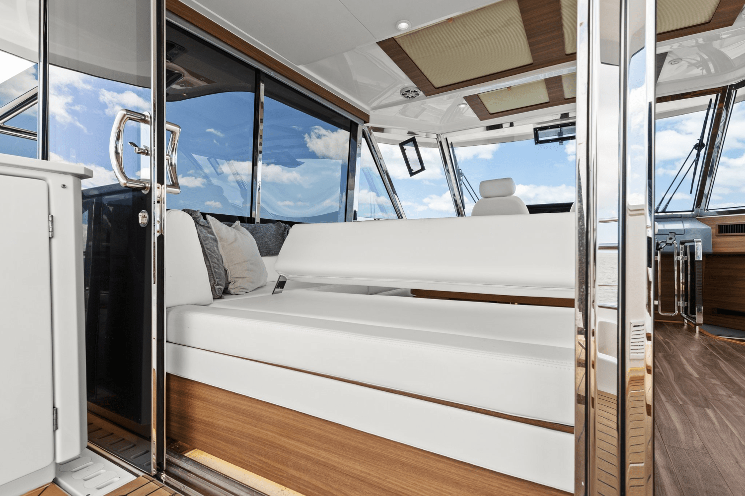 Slide: The Image of Aquila 54 Yacht 2023 - 111