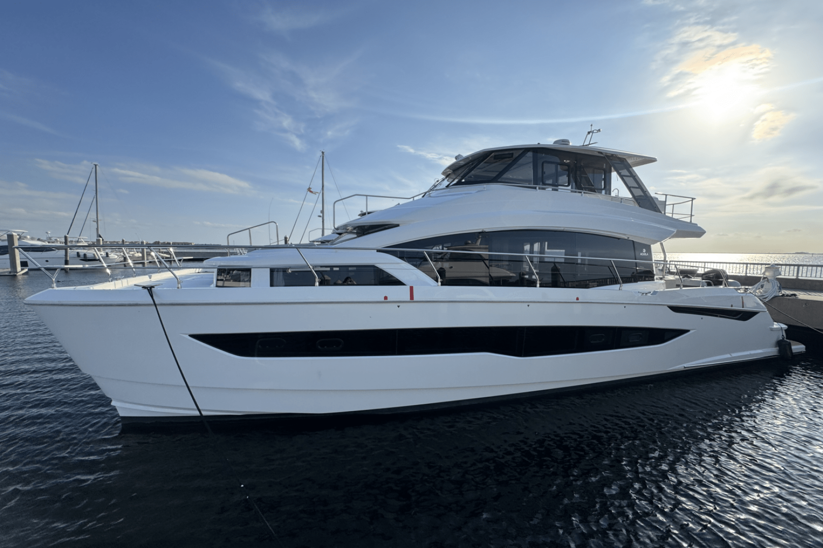 Slide: The Image of Aquila 54 Yacht 2025 - 5045545