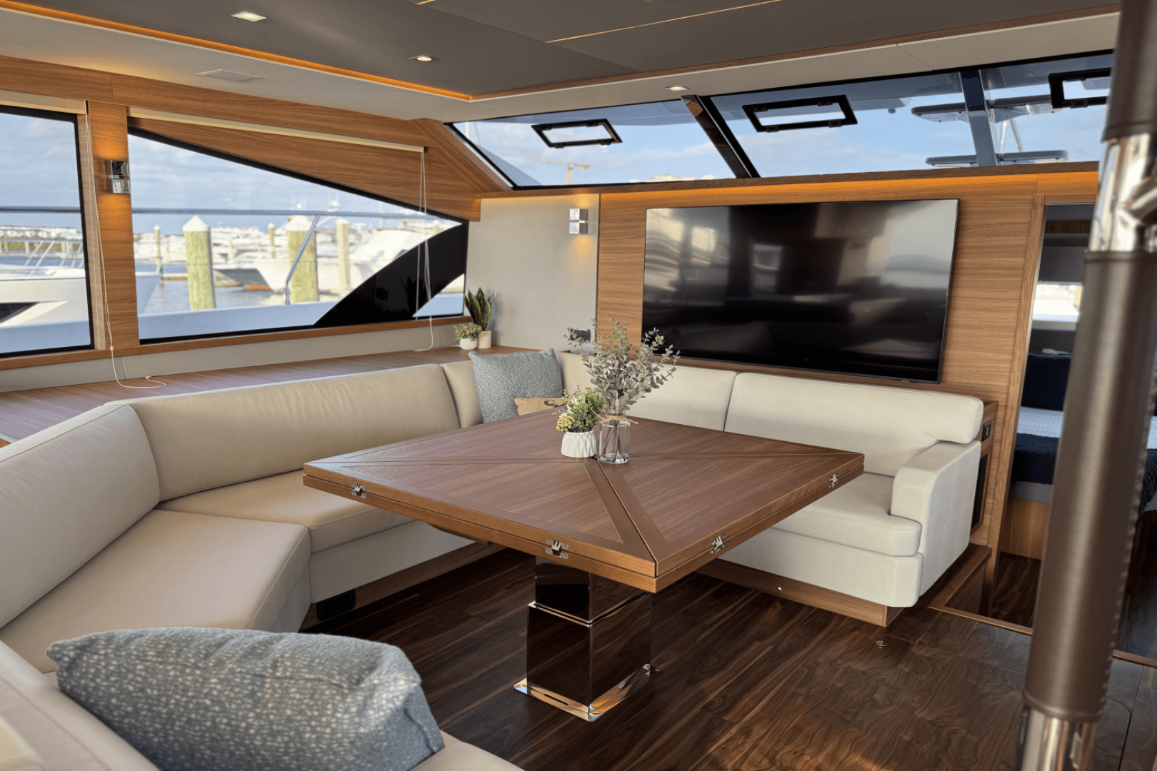 Slide: The Image of Aquila 54 Yacht 2025 - 5045568