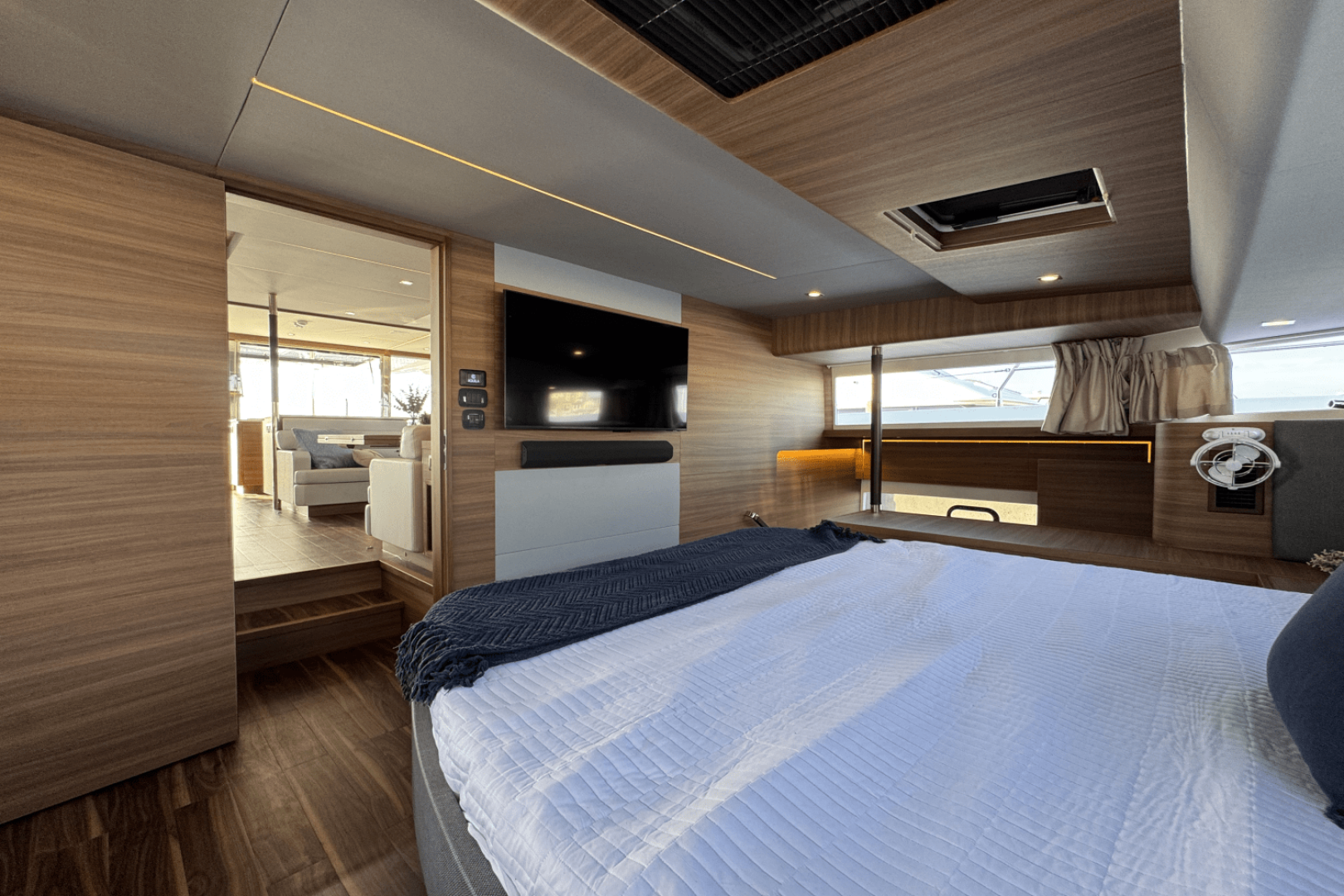 Slide: The Image of Aquila 54 Yacht 2025 - 5045572