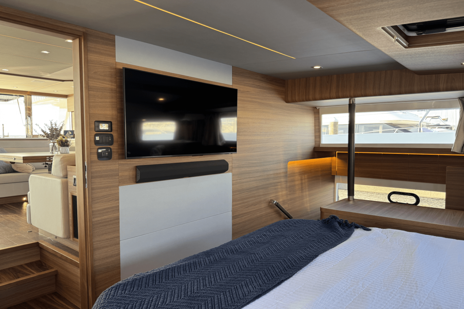 Slide: The Image of Aquila 54 Yacht 2025 - 5045575